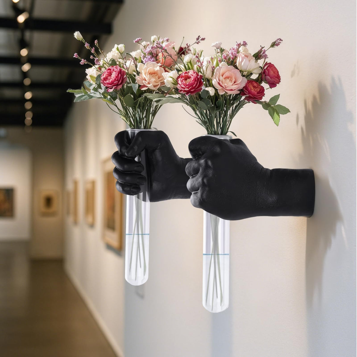 2 Pieces Wall Sculptures, Hands Vase Home Decor, Wall Mount Art Sculpture, Unique Wall Art Statue, Funky Flower Vase Decorations, Modern Eclectic Hanging Decor,Hands Statue (Gold)