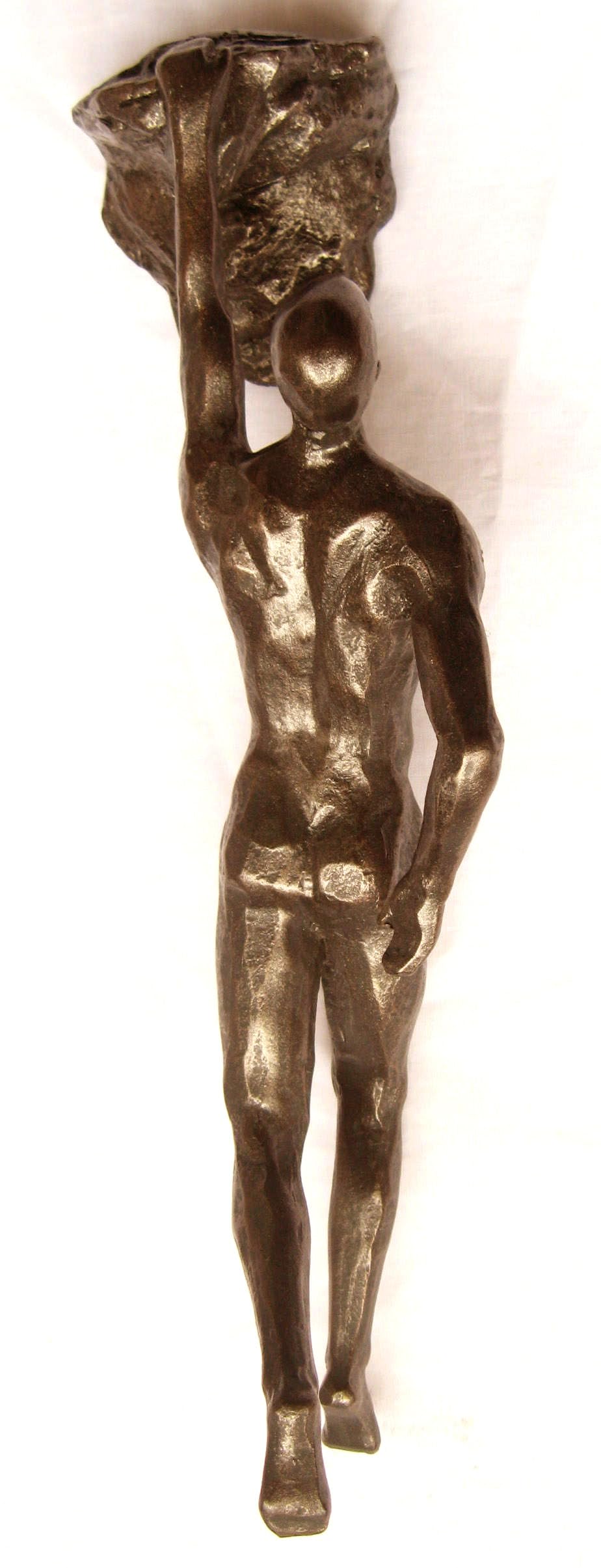 MODIRNATION 'The Alpinist' Modern Hanging Wall Figurine, Retro Stylish Resin Statue for Home and Office Decor, Nordic Art/Wall Sculpture (Climbing Man - Right Hand)