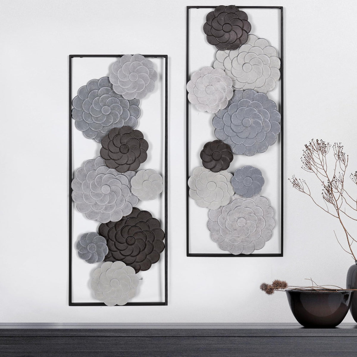Abstract Geometric Wall Decor Set, Gold and Black Metal Wall Art with Circular and Linear Designs, 2 Piece Framed Modern Wall Sculpture
